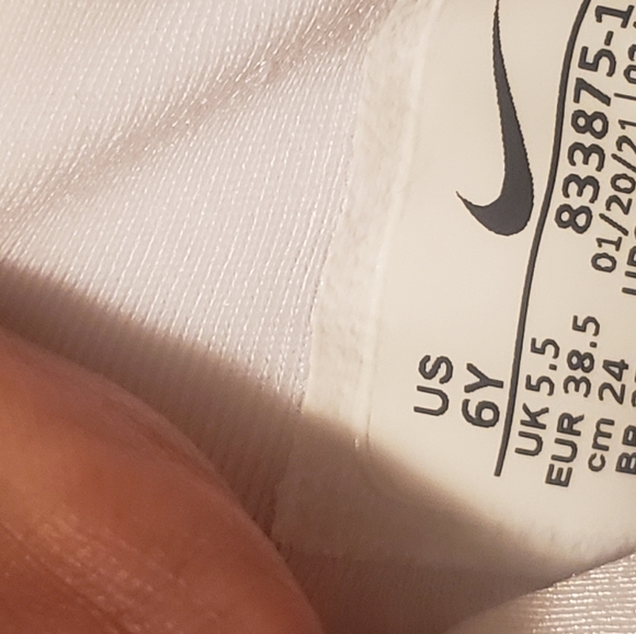 Nike Prestos - Picture 7 of 14